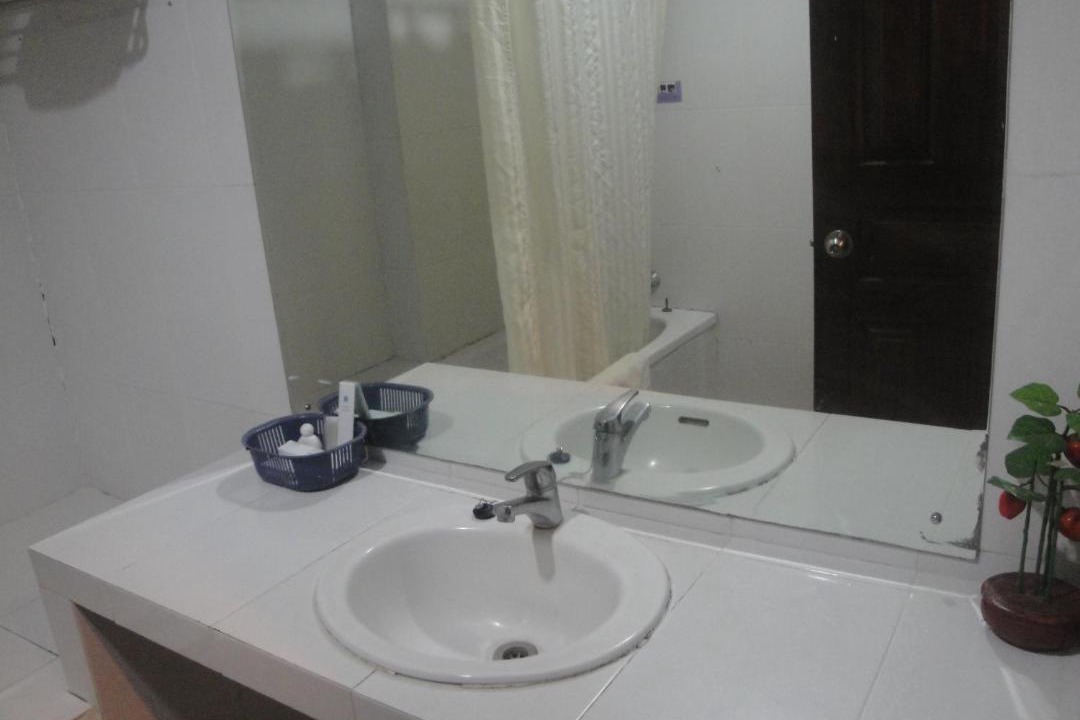 Photo of Bathroom in Maumere