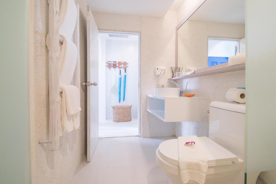 Photo of Bathroom in Khuekkhak