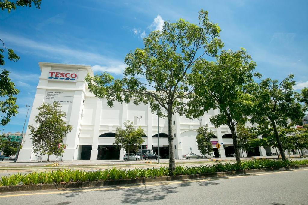 Photo of Buildings in Seri Tanjung Pinang