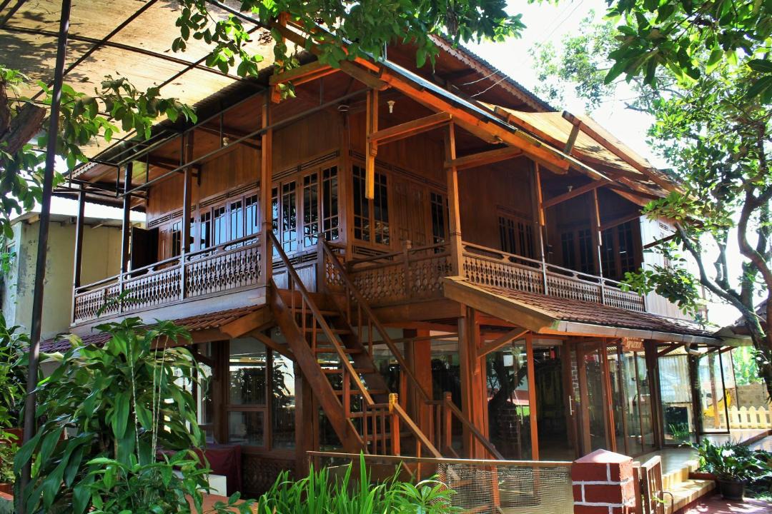 Photo of Buildings in Dago