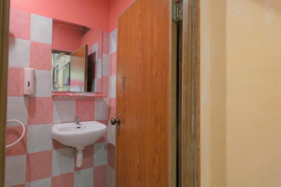 Photo of Bathroom in Daun Penh