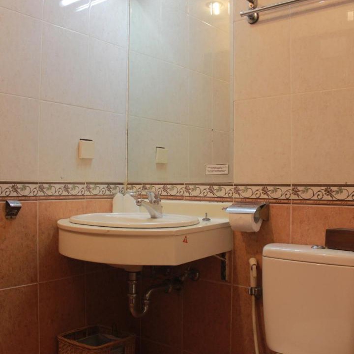 Photo of Bathroom in Cepu