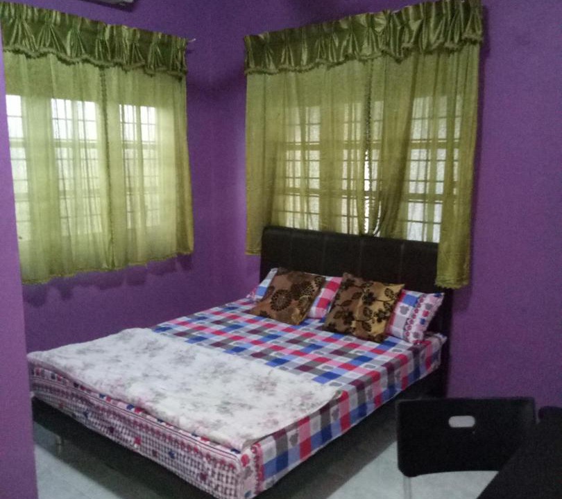 Photo of Bedroom in Kampung Sura