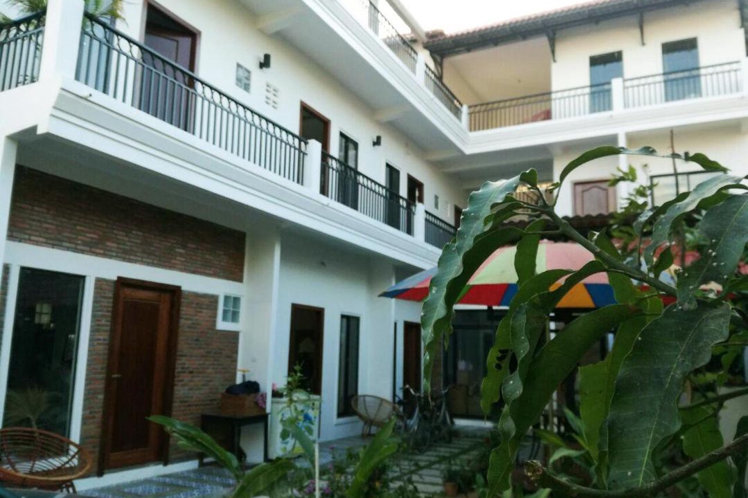 Photo of Buildings in Sangkat Sla Kram