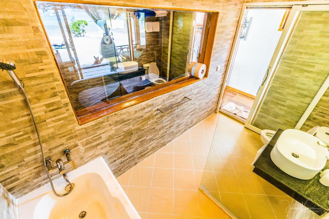 Photo of Bathroom in Koh Rong Sanloem