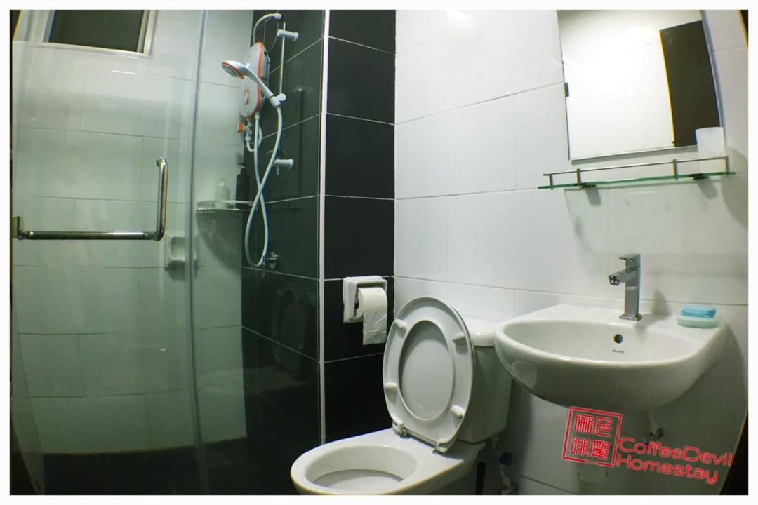 Photo of Bathroom in Taman Jubilee