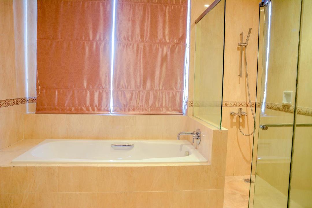Photo of Bathroom in Senayan