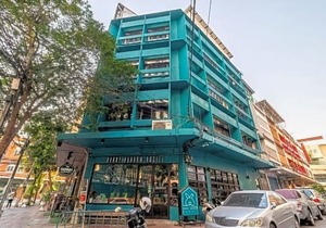 Bunny Burrow Hostel