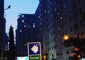 Studio Room At Apartment Kalibata City By Raffa Property 2
