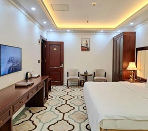 The Shine Hotel 