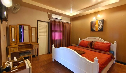 Standard Double or Twin Room, Pool View