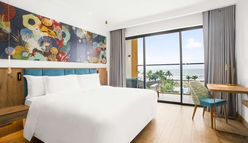 Superior Room, 1 King Bed, Sea View