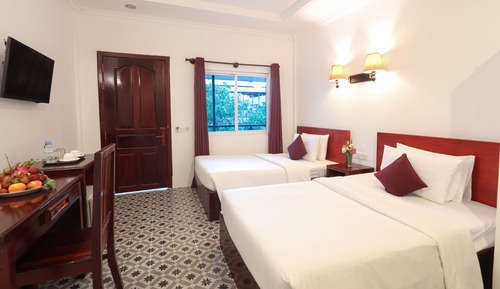 Superior Twin Room, City View