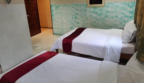 Deluxe Triple Room, 1 Bedroom, City View