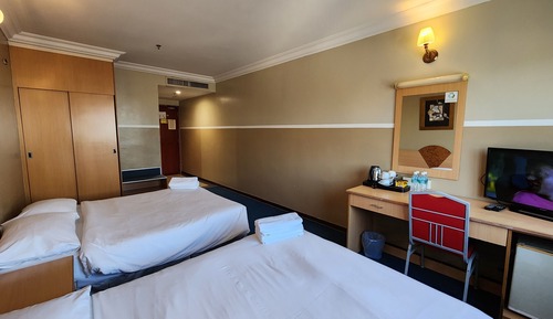 Superior Quadruple Room, 1 Bedroom, City View