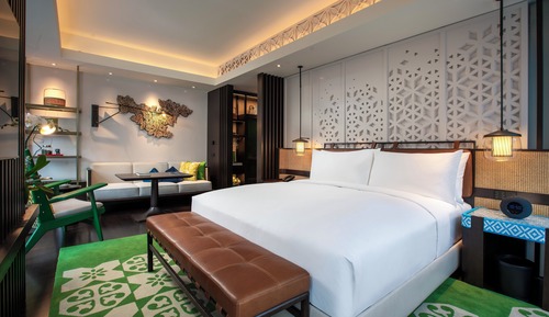 Premier Suite, 1 King Bed (Bukit)