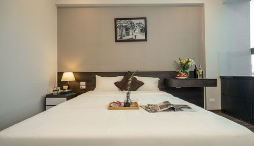 Deluxe Studio, 1 Queen Bed, Air conditioning, City View