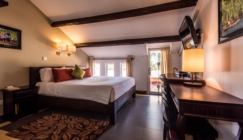 Deluxe Double Room with Balcony 