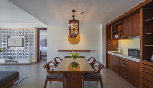 Courtyard One Bedroom Suite