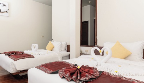Deluxe Twin Room