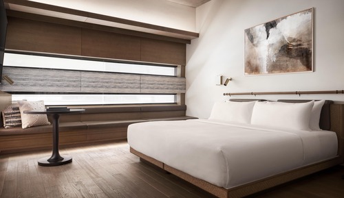 Standard Room, 1 King Bed