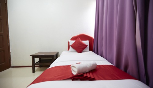 Deluxe Single Room