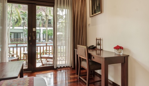 Premium Room, 1 King Bed, Balcony