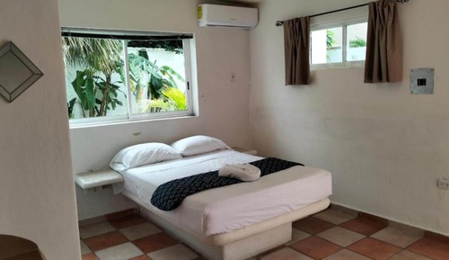 Standard Room, 1 Double Bed, Ensuite, Garden View
