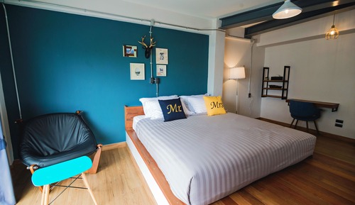 Deluxe Double Room, 1 King Bed, Private Bathroom
