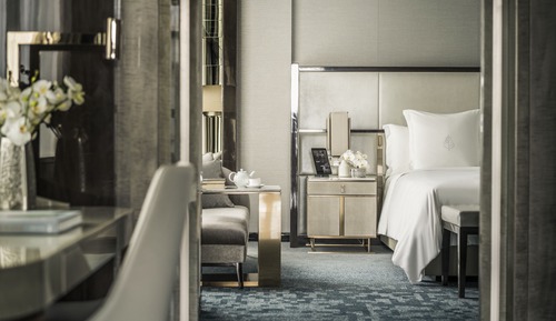 Suite, 1 King Bed, Non Smoking
