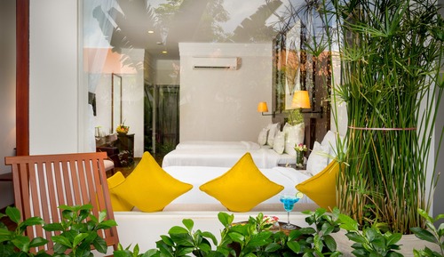 Deluxe Triple Room, Pool View