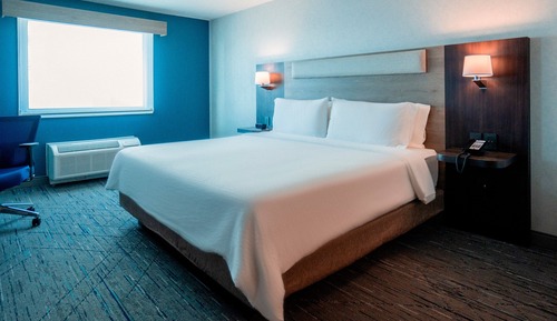 Standard Room, 1 King Bed (Minifridge)