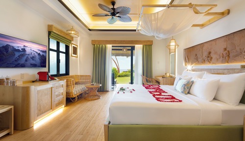 Serene Elite Premier Beach Front Bungalow