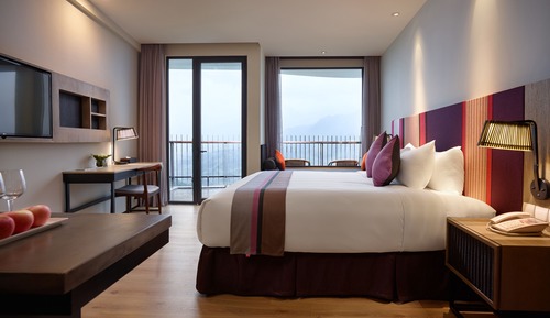 Deluxe Double or Twin Room, Valley View
