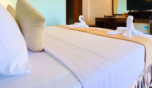Standard Room, 1 King Bed