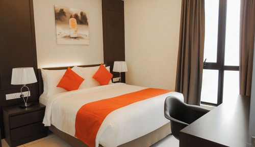 Suite, 3 Bedrooms