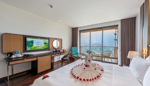 Deluxe Double Room, Valley View