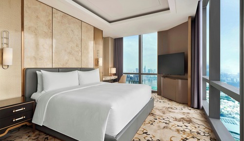 Connecting Family Room; 1 Double Bed, 1 King Bed, Non Smoking
