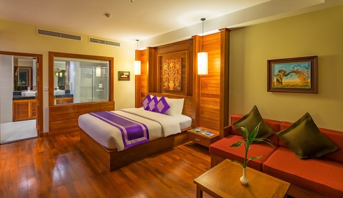  The Miracle Suites