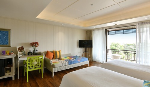 Rest Vibe, King Room with Balcony, Non-Smoking