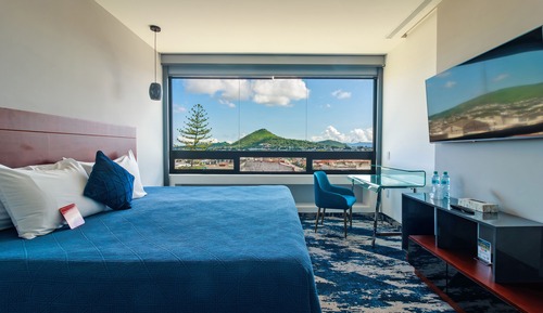 Superior Room, 1 King Bed