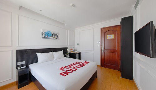 Superior Double Room, City View