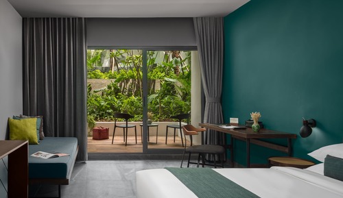 Deluxe Room, Terrace, Garden View