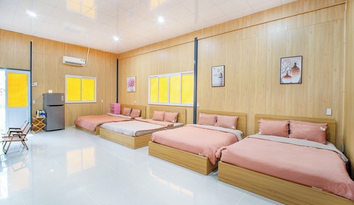 Family Studio, Sea View