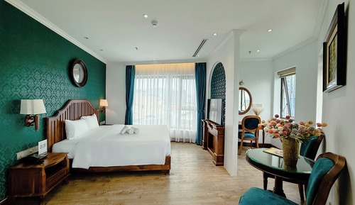 Premier Double Room, River View
