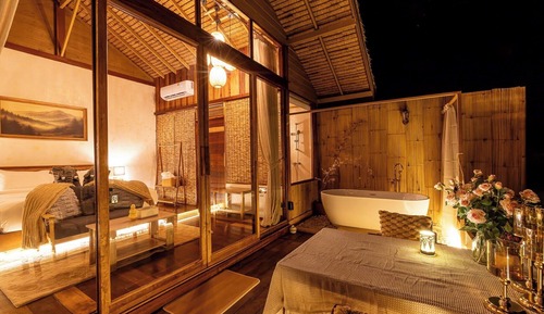 Deluxe Villa, Balcony, Hill View