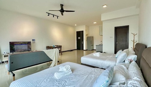 Superior Studio, Balcony, City View