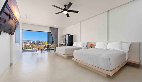 Studio Suite, 2 Queen Beds, City View