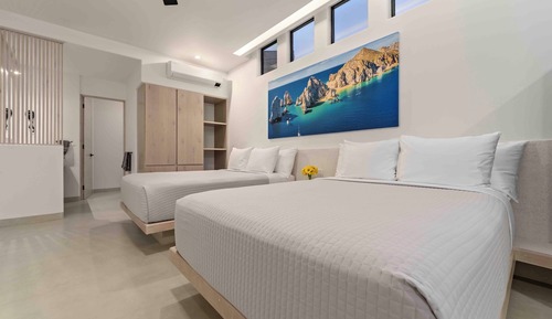 Studio Suite, 2 Queen Beds, City View