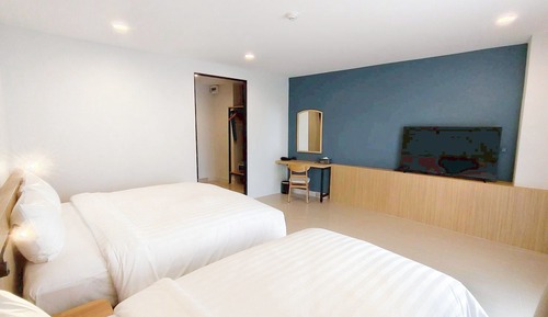 Deluxe Triple Room